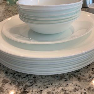 plates and bowls